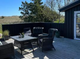 Casa Vacanze Vicino Alla Spiaggia Con Spa A Bratten, hotel in Jerup