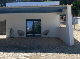Alex Guest House, Hotel in Quinta do Anjo