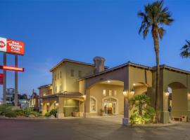 Best Western Plus A Wayfarer's Inn & Suites, hotel near Kingman - IGM, Kingman