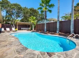 Luxury Home + Guest House ~ Private Beach Access ~Private Pool ~ Pets OK