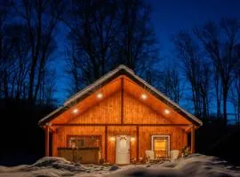 Secluded 2br Cabin W Hot Tub, Pond, Trails, Wifi