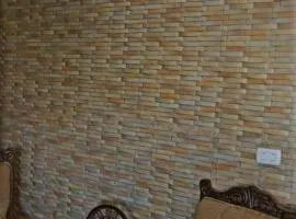 10 seasoun House