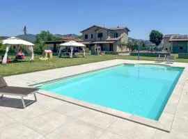Stunning Apartment In Manciano