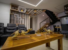 Penthouse de Lujo con Jacuzzi y Vista, hotel v destinaci Itagüí