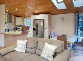 Kingfisher Lodge - Uk46046, Cottage in Balloch