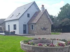 Maison rénovée avec jardin, terrasse et recharge électrique gratuite près de la Suisse Normande - FR-1-497-178