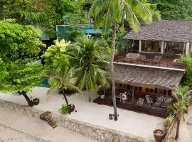 Tiki Beach House