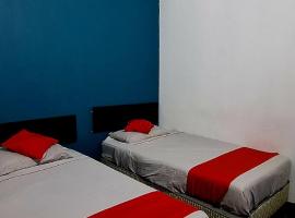 Captain Hotel Cafe & Bistro, hotel v destinaci Sitiawan