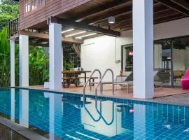 Bophut Fishermans Village Teak Modern Pool Villa