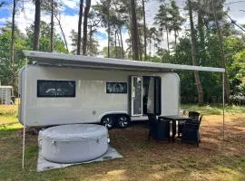 Ferienhäuser Insel Usedom - Luxuswohnwagen 4 mit Whirlpool direkt am Achterwasser