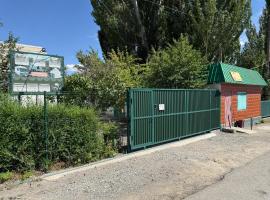 Caravansarai campsite Кемпинг Караван-сарай, glamping a Kalīnīno