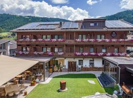 Hotel Alpenstolz