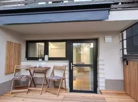 Studio Suha living