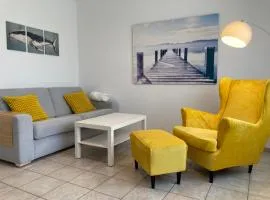 CUXKieker - Moderne Ferienwohnung mit Pep in Cuxhaven-Sahlenburg, WLAN, Parkplatz und Gartenblick, nah am Nordseestrand und Wernerwald