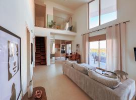 Evilion Island Residence, hotel v destinaci Ixia