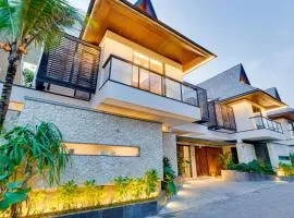 NEW! Luxury Modern 3BR Villa Kesatu in Canggu