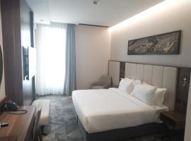 Ajm Mina Hotel, hotel a Ash Shishah