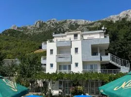 Apartmani Planinska Idila