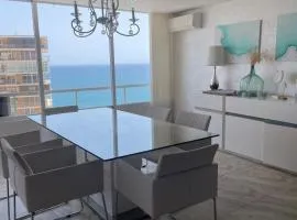 Luxury apartment with sea views in Alicante!!!