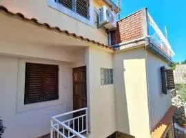 Tisno Summer Home Pentagon