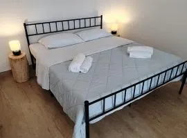 Modern Apartment 15-min-to-Venice