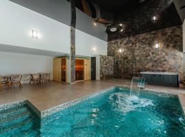 Apuseni Park Padis, hotel cu piscine din Budureasa