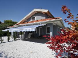 Rebecca's House, hotel in Staranzano