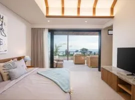 The Bali Manor Collection