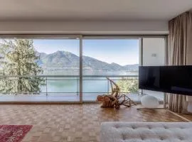 Chiar di Luna by Quokka 360 - loft with view of Lake Maggiore