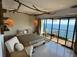 Comfort Viewpoint Sesimbra - parking at center