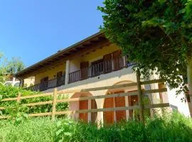 Casa Ortensia by Quokka 360 - Classic Apartment with Garden