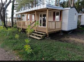 Mobil home 6 personnes Mer et Pins, hotel en Piriac-sur-Mer