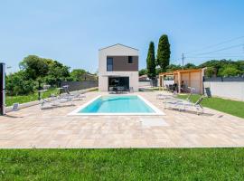 Villa Luan near Pula by Istrabook, hotel a Loborika