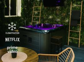 La Suite Oh la la - Duplex Jungle & Jacuzzi Privé, Hotel in Wiwersheim