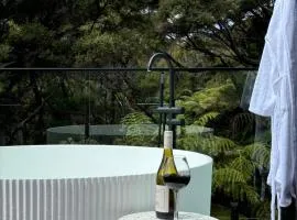 Wahapu Lodge - Luxury sea views