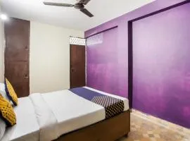 SPOT ON Hotel Harry's 1 Near Select Citywalk Mall