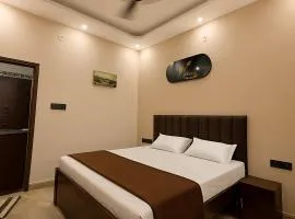 Shyam Residency - 50 mtr from Ram Mandir