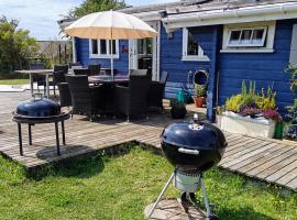 Charmerende Norsk Bj&aelig;lkehytte med fibernet, готель із гідромасажними ваннами у місті Слаґельсе