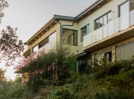 Victoria Bay Lookout Villa