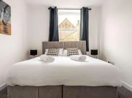 Hull City Centre Sleeps 4 Free Parking