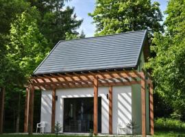 Fundacja Dom Pracy Twórczej PAU Zawoja, hotel in Zawoja