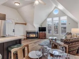 Victorian Apartment - Steamboat