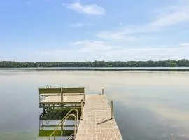 Elbow Lake Escape with Dock in Underwood!