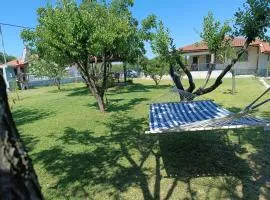 Kanela House