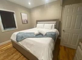 Cozy Gated Home Walk to Navy Base and Parks