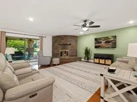 Bogey Abode-ON Golf Course- Half mi to Bike Trail