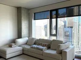 Modern 2 Bedroom with City and Water Views