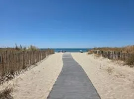 L esprit plage Front de mer Terrasse Climatisation Parking