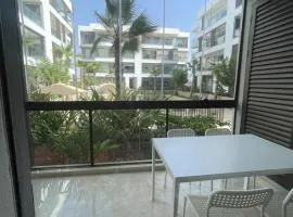 Appartement Luxe Vue Piscine Résidence Les Perles de Bentriaa, El Mansouria