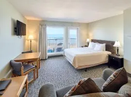 Fireplace Queen Studio - Ocean View - Pool & Hot Tub